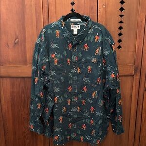 Duluth Trading Co Dark Free Swingin’ Flannel Button-down Shirt